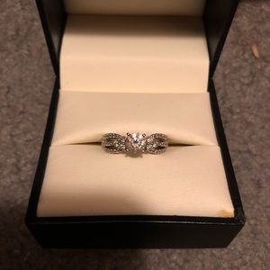 2 rings,solitaire 3/4 ct, wrap is 1/3 ct.